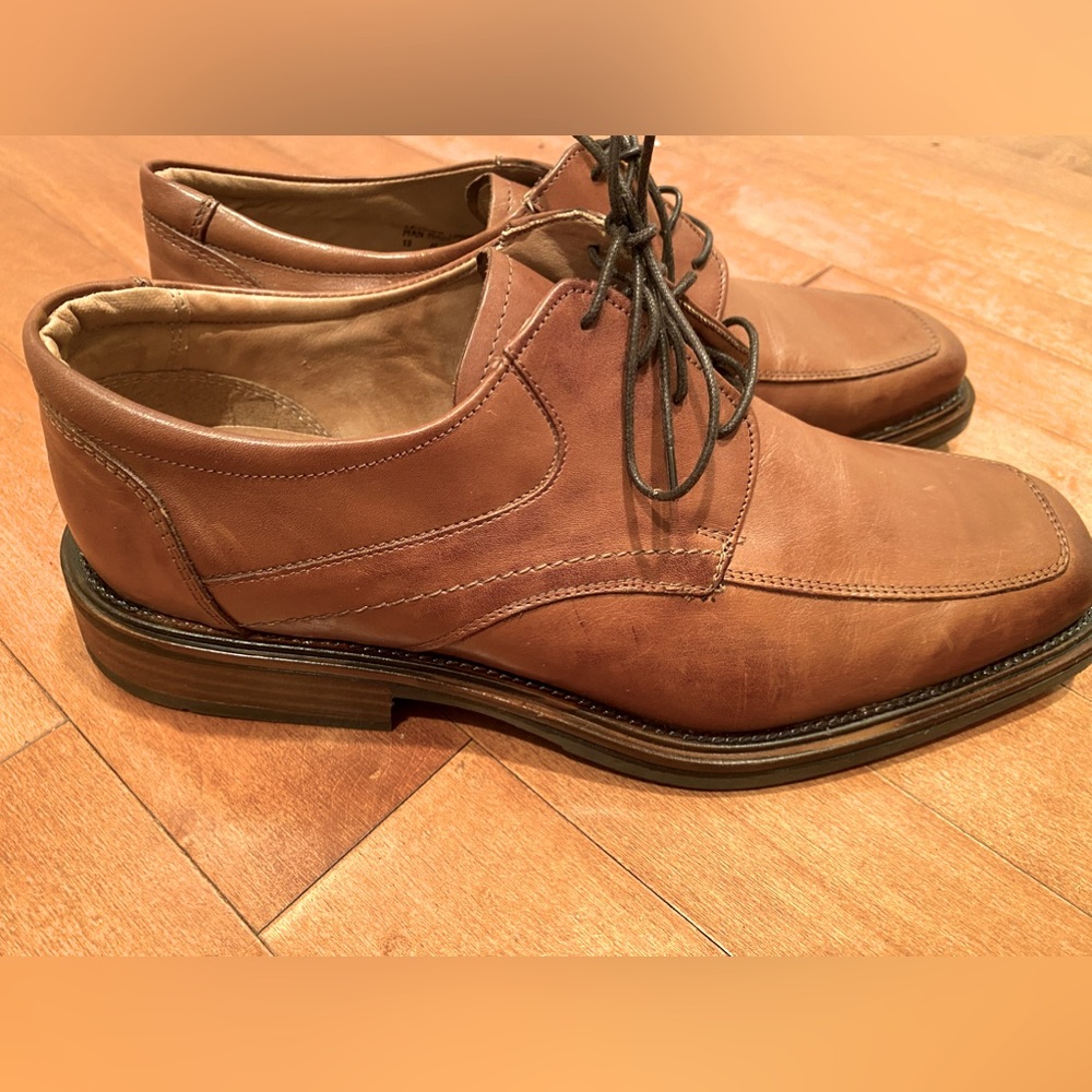 New Venturini Mens Tan Leather Oxford shoes Size 13 M